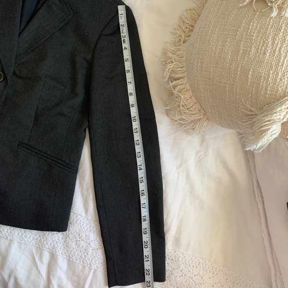 Jones New York Suit Set - Picture 9 of 9